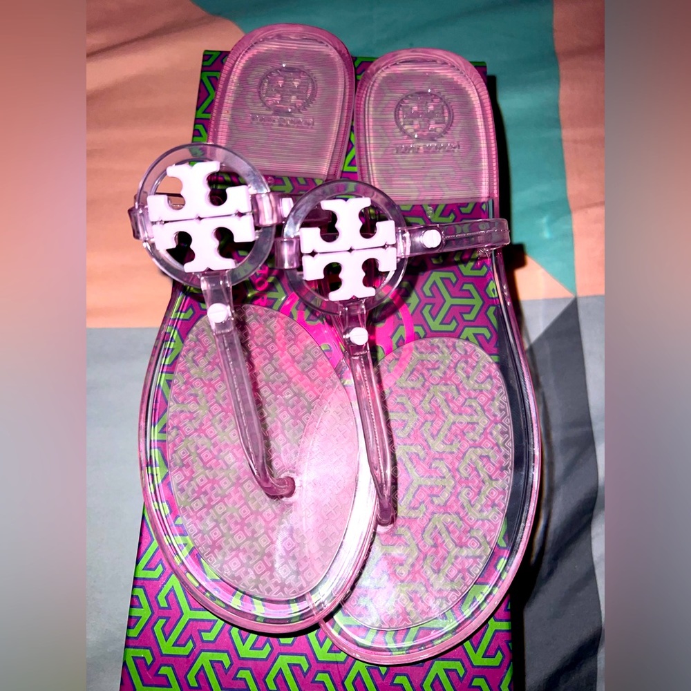 Authentic tory burch lilac jelly sandals size 9